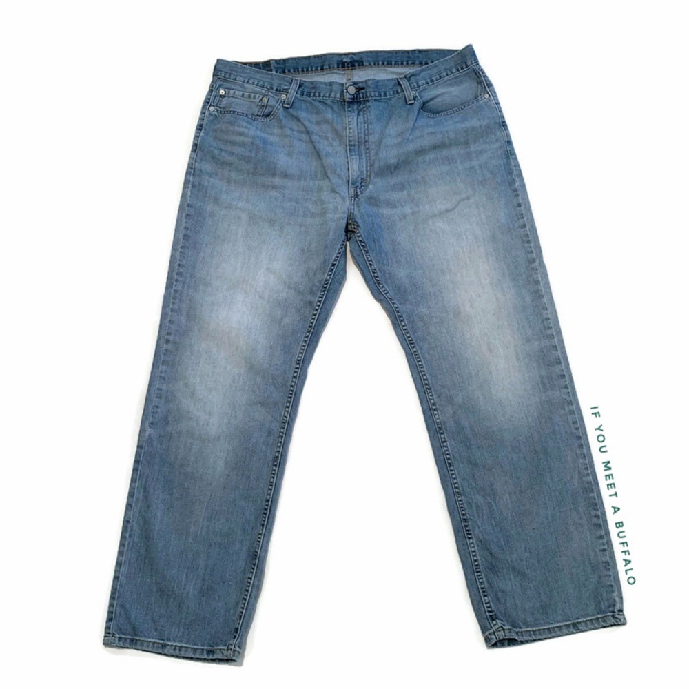 Levi’s 559 Men’s 42x32 Relaxed Fit Jeans Light Wash Distressed Casual Modern